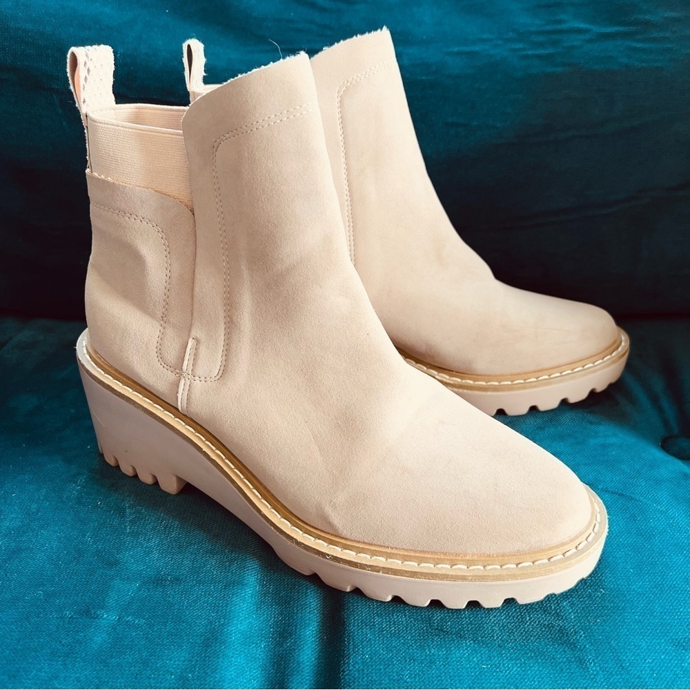 NICOLE MILLER CHELSEA PULL ON ANKLE LEATHER BOOTS SANDSTONE SIZE 9